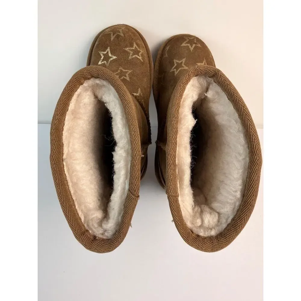 UGG Classic Short Stars Unisex Kids Boot 13 Brown Suede Sheepskin Lined